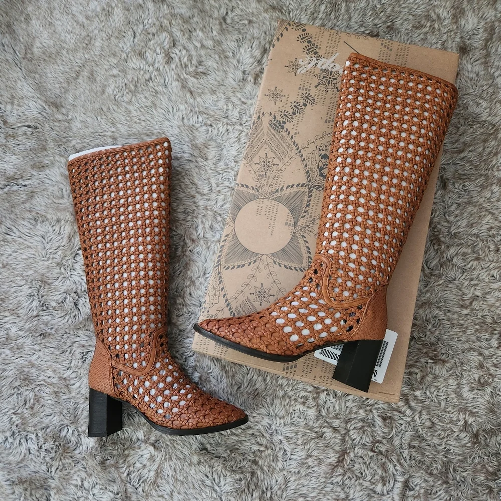 Free People Woodstock Woven Boots‎ In Cinnamon Clay Brown Women's Size 7.5